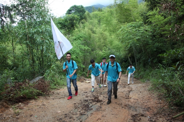 安能集團草原徒步